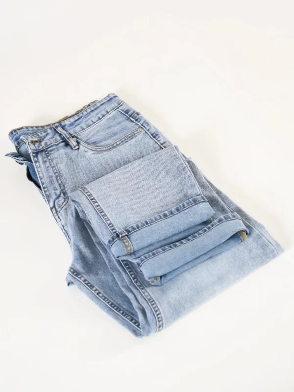 quan-jean-nam-ongdung-regularfit-xanhsangmau (9)